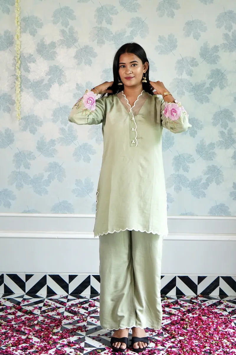 ROSE WHISPER – SAGE GREEN CO-ORD WITH EMBROIDERED SLEEVES
