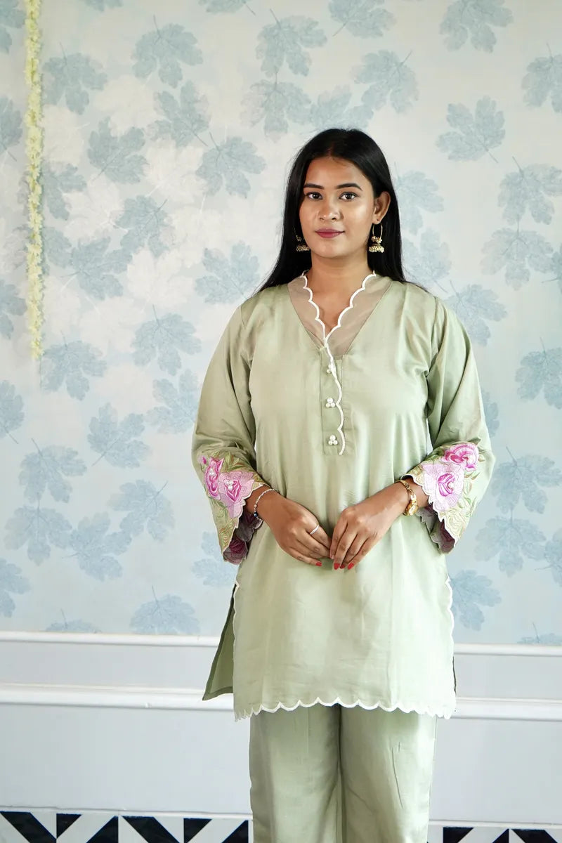 ROSE WHISPER – SAGE GREEN CO-ORD WITH EMBROIDERED SLEEVES