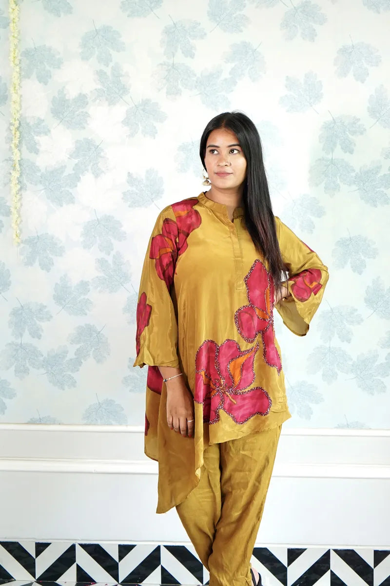 MUSTARD HAND-PAINTED FLORAL KURTA SET WITH STATEMENT SLEEVES
