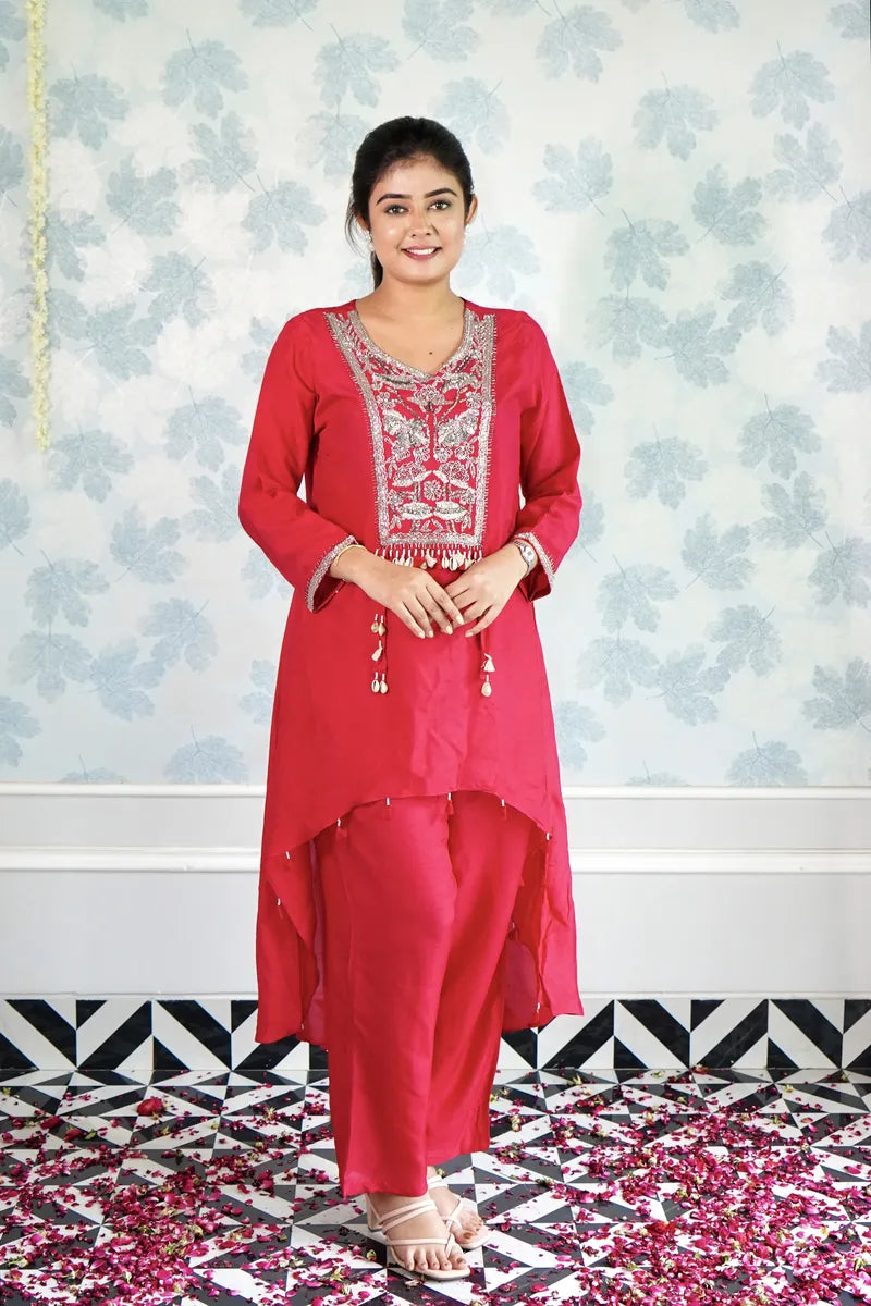 ROSY PINK EMBROIDERED KURTA SET WITH SHELL TASSEL DETAILING