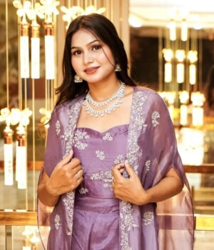 Laxmi Saree Store In Varanasi