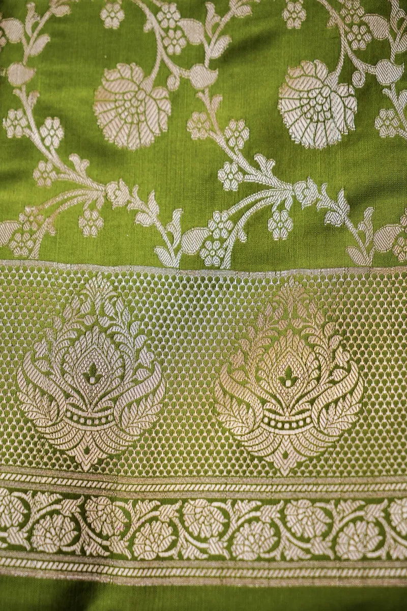 BANARASI SILK GREEN COLOR UNSTITCHED SUIT MATERIAL