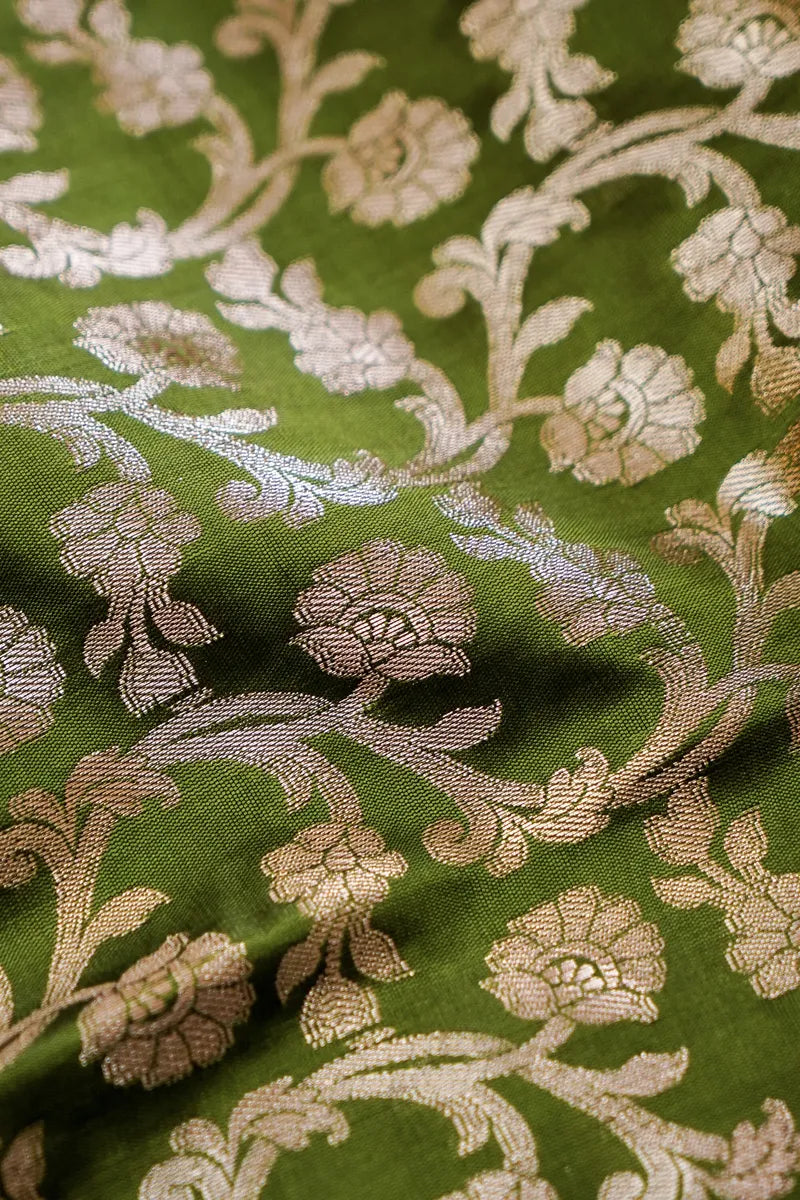 BANARASI SILK GREEN COLOR UNSTITCHED SUIT MATERIAL