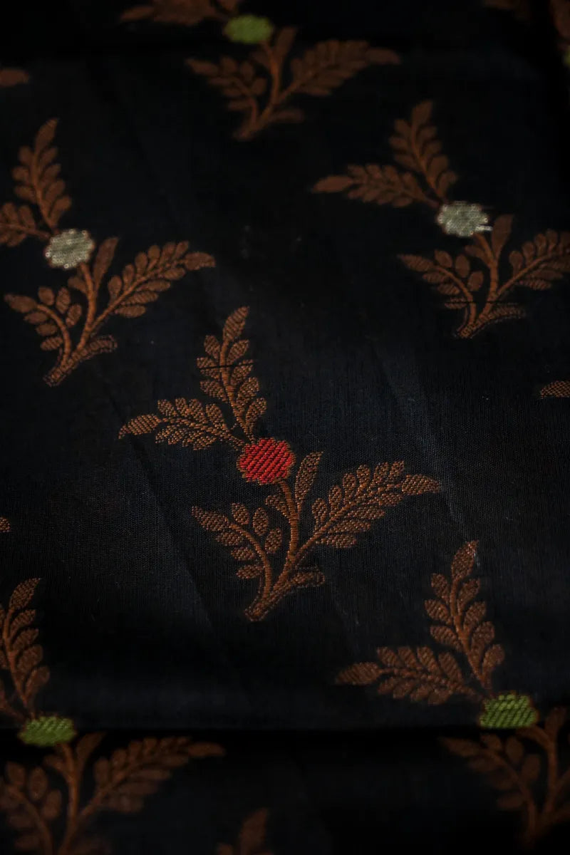 COTTON SILK GREY WITH BLACK COLOR UNSTITCHED SUIT MATERIAL