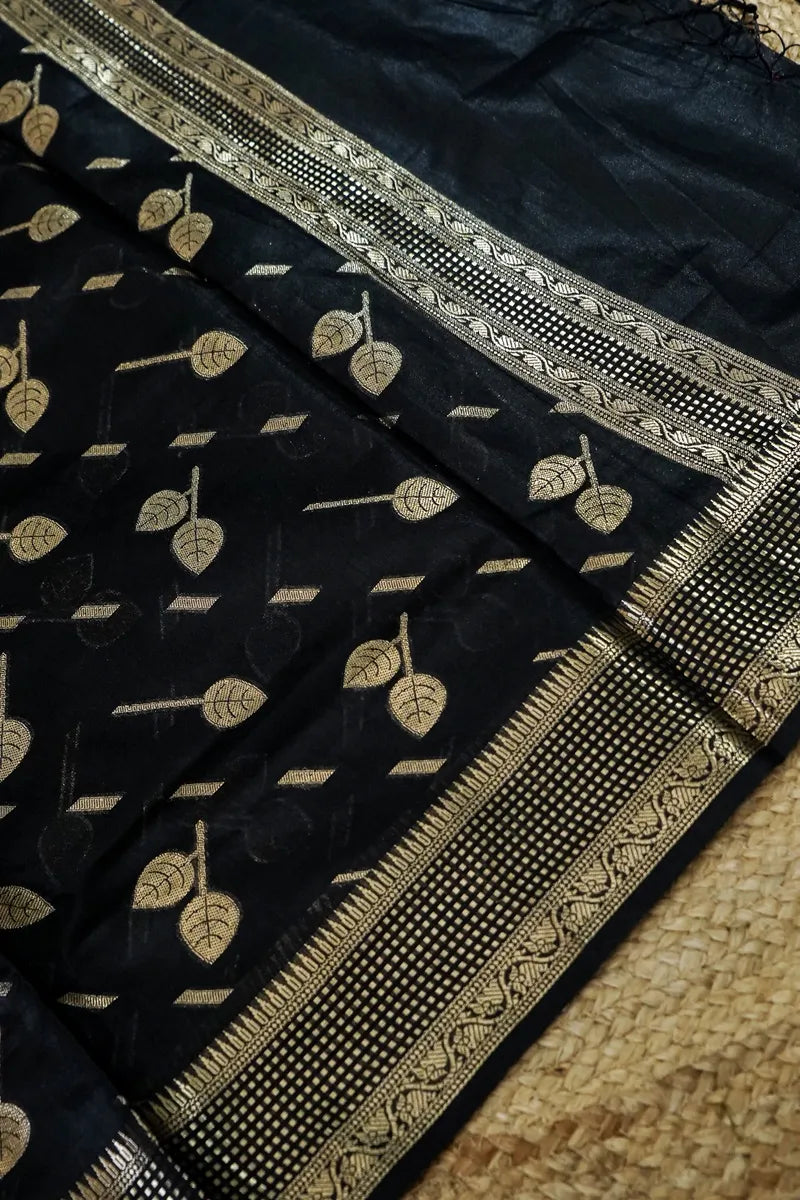 COTTON SILK LAVENDER WITH BLACK COLOR UNSTITCHED SUIT MATERIAL