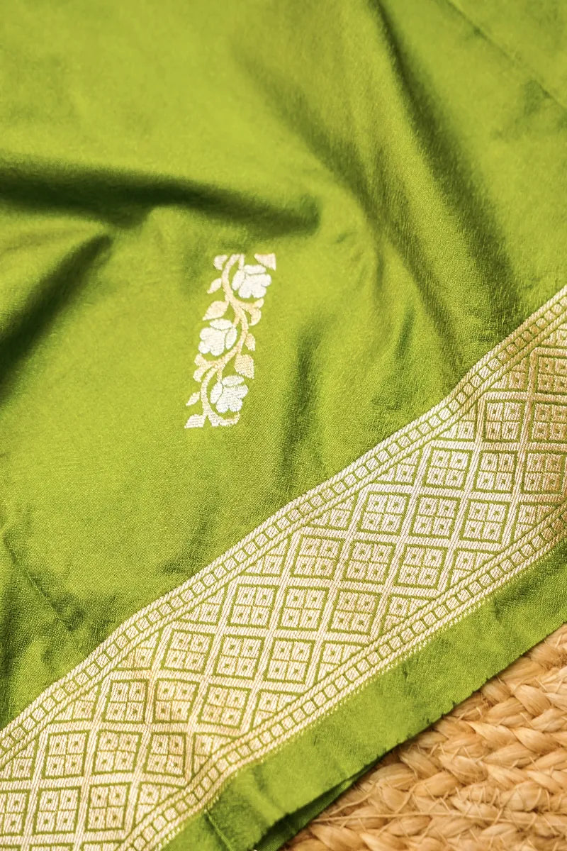 BANARASI KATAN SILK PARROT GREEN COLOR UNSTITCHED SUIT MATERIAL