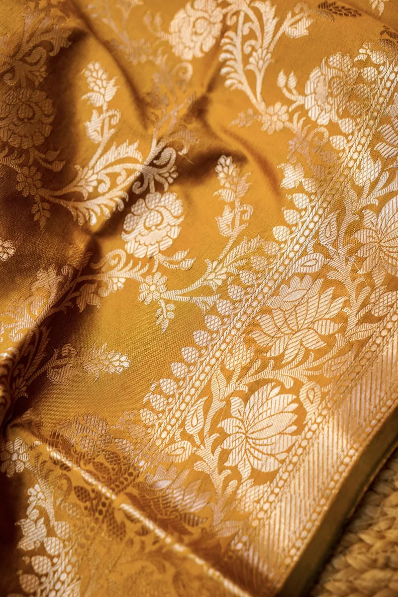 BANARASI SILK CHEEKU WITH ORANGE COLOR UNSTITCHED SUIT MATERIAL