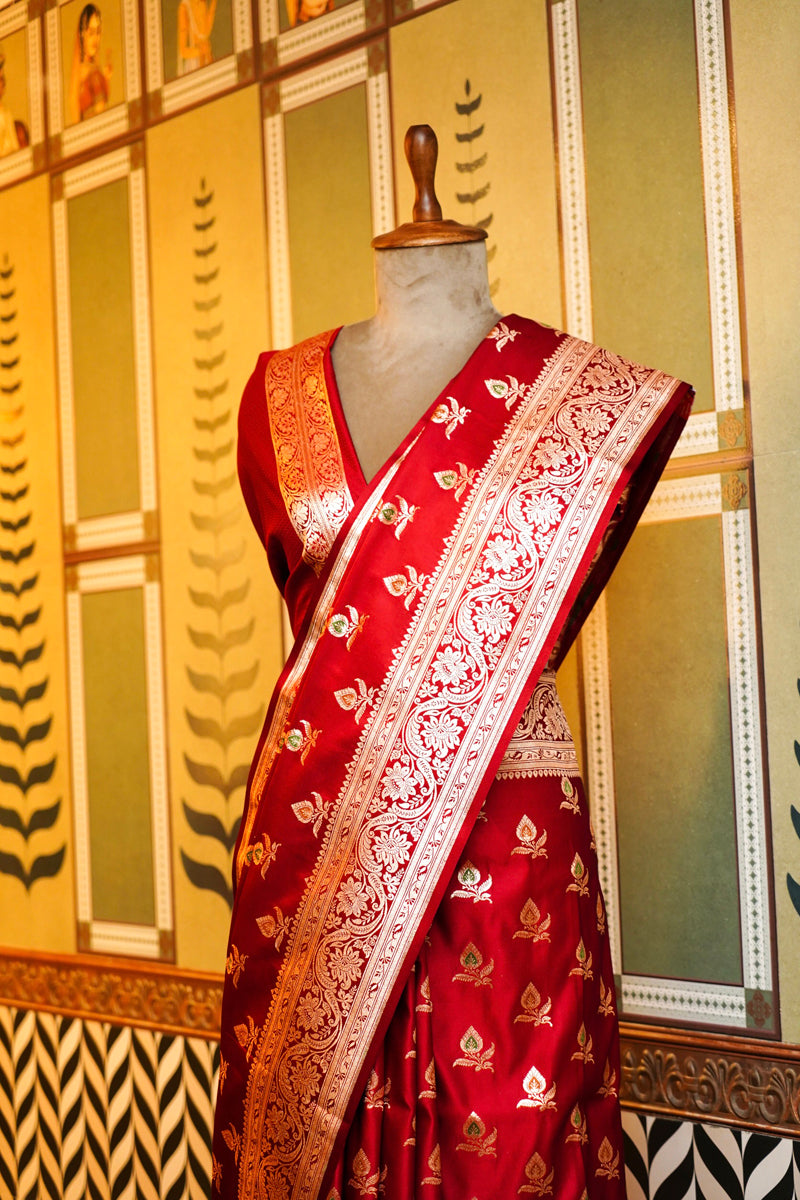 RED & GOLDEN ZARI WITH MEENAKARI