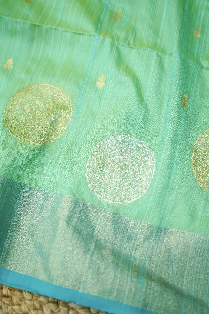 Saree Store in Varanasi Offering Handcrafted Elegance – Lakmi Saree Ghar