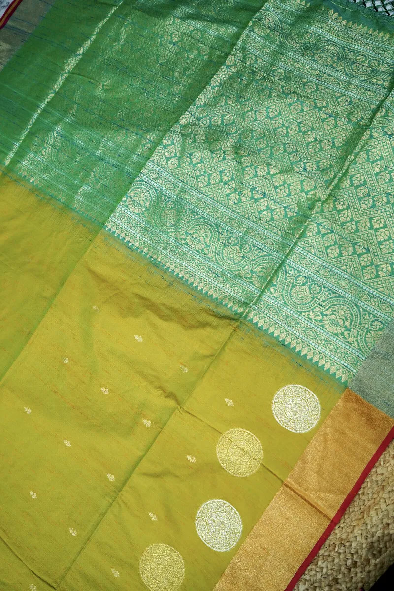 Saree Store in Varanasi for Authentic Gharana Style Banarasi Sarees – Lakmi Saree Ghar