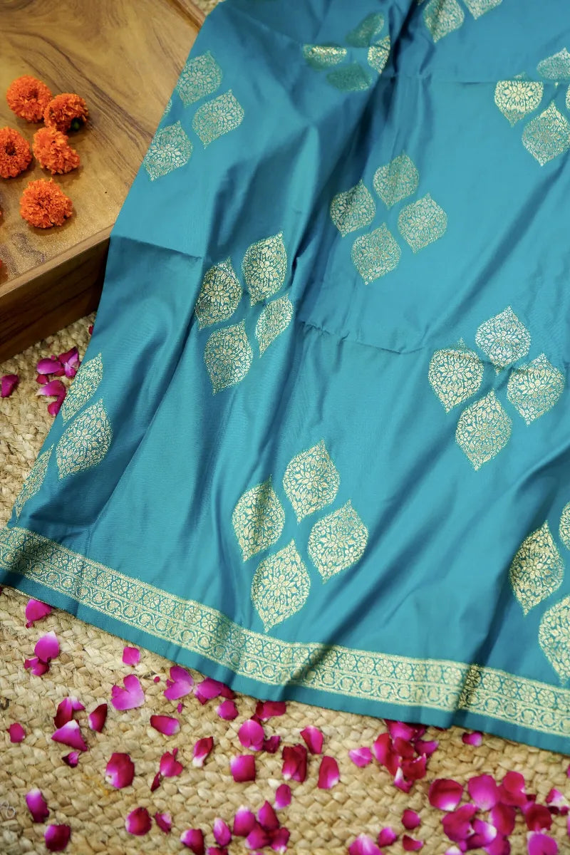 Saree Store in Varanasi with Royal Banarasi Collections – Lakmi Saree Ghar