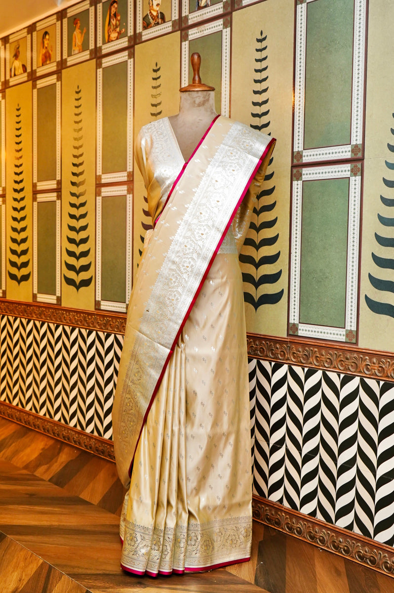 PESTAL GOLDEN SILK SAREE WITH RED PIEPING