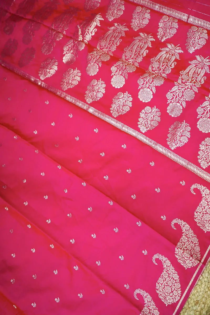 Lakmi Saree Ghar – The Essence of Banaras in Saree Form