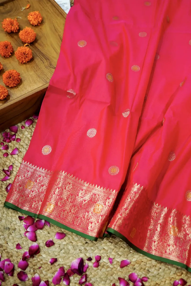 Saree Store in Varanasi Specializing in Banarasi Bridal Silks – Lakmi Saree Ghar