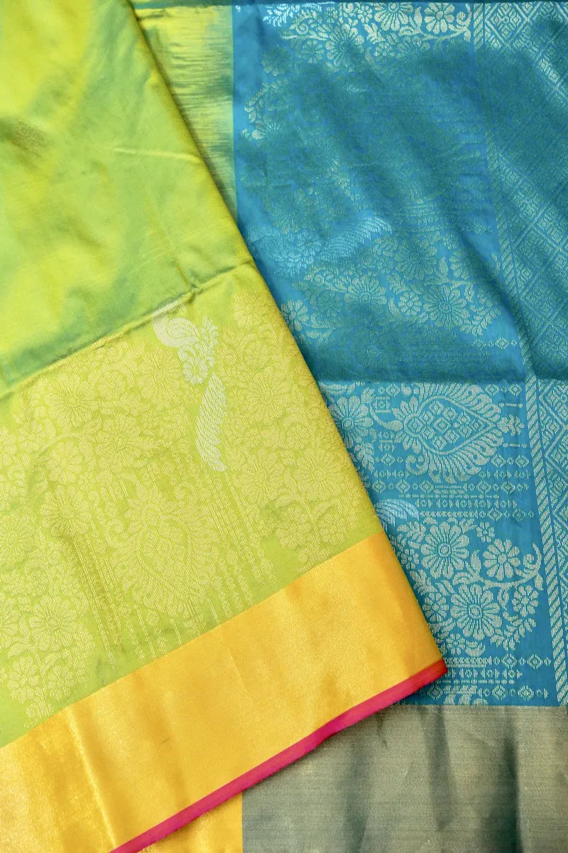 Laxmi_Sarees_Varanasi_0011100290