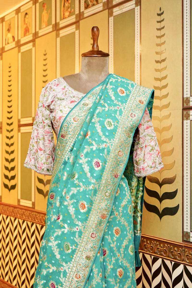 Laxmi_Sarees_Varanasi_0011009685