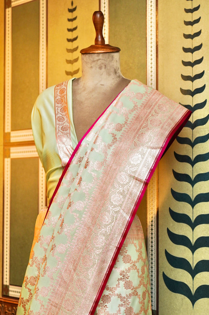 PESTLE PISTA GREEN WITH GOLDEN ZARIProduct Information




Product code


0011049713(101-V-40)



Fabric

Banarasi silk



Saree Colour


Pestle Pista Green




Blouse

Pestle Pista Green




Care insPESTLE PISTA GREENSaree