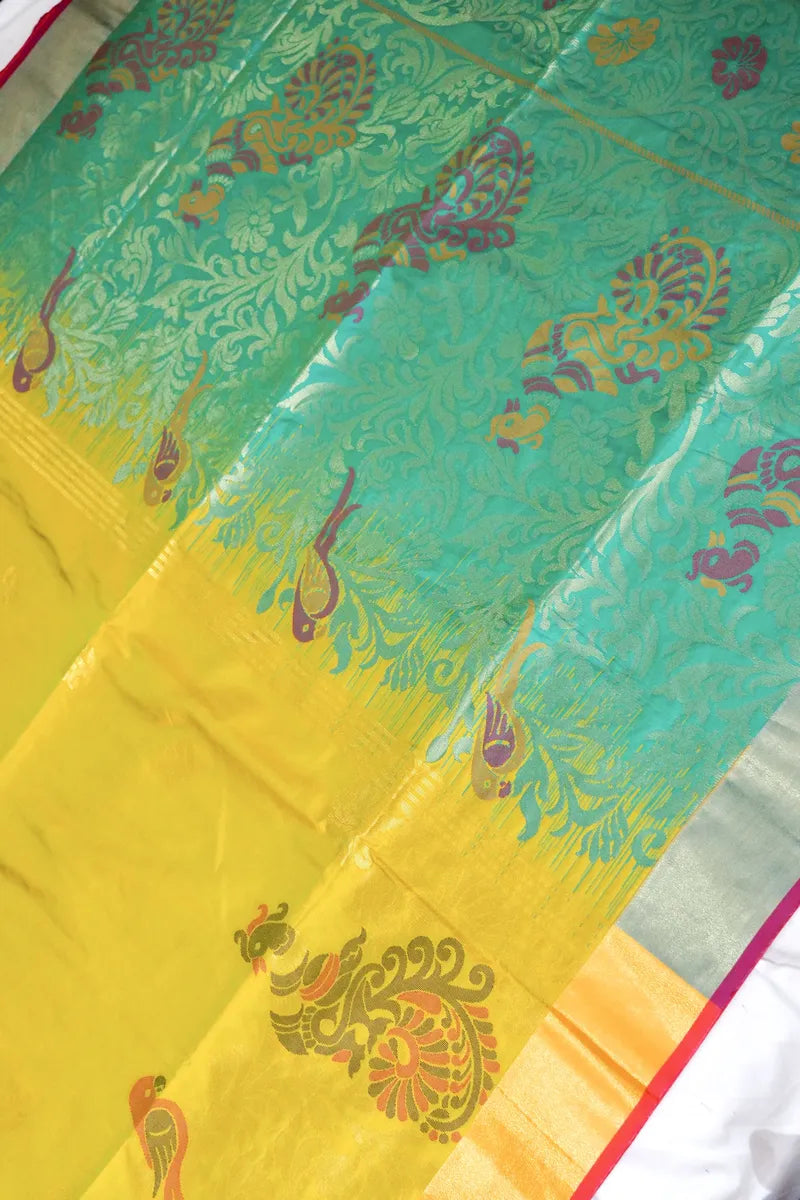 Laxmi_Sarees_Varanasi_0011117976
