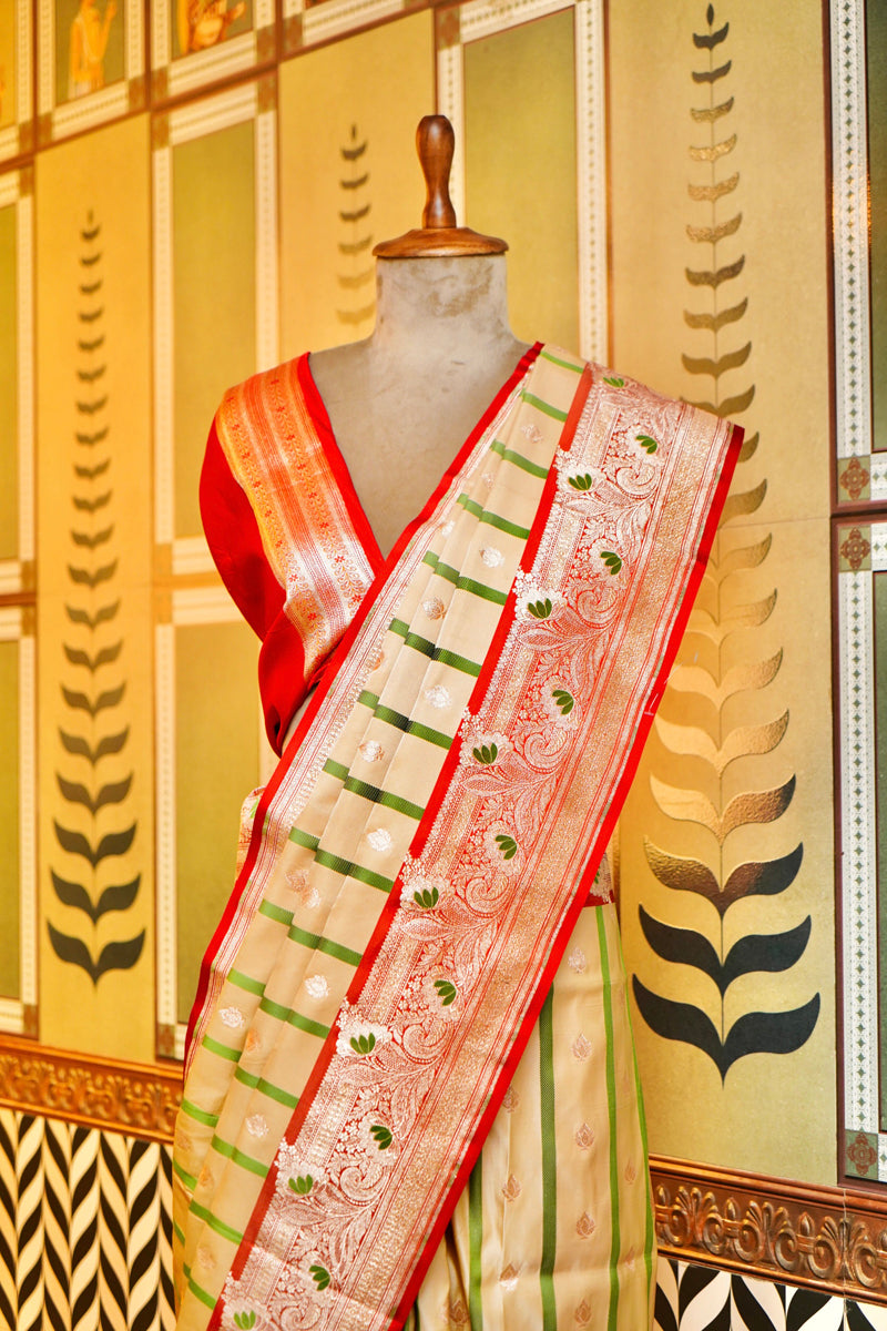 Laxmi_Sarees_Varanasi_001644776
