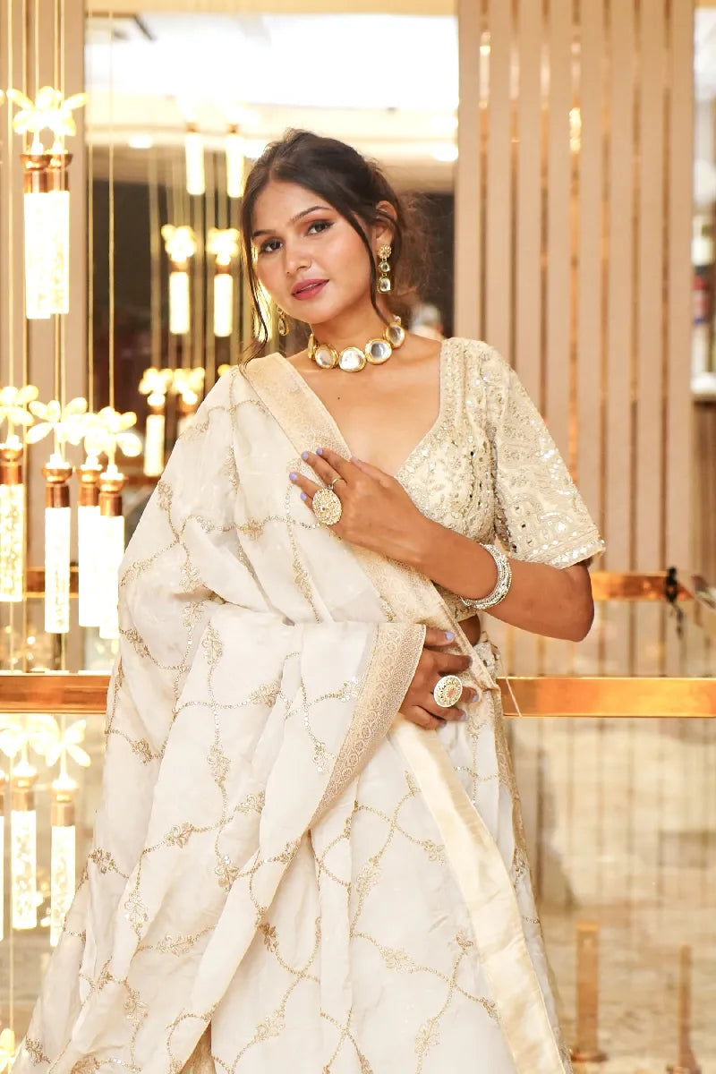 Laxmi_Sarees_Varanasi_002181265