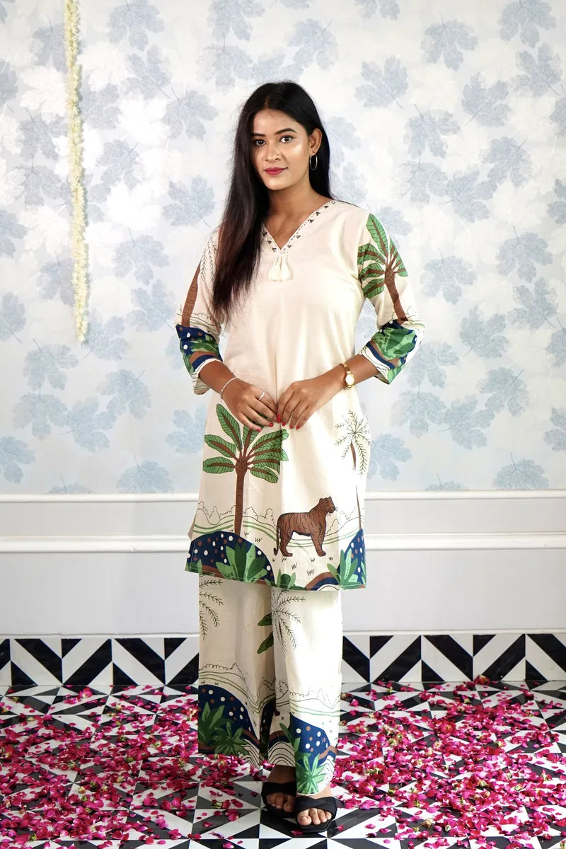 Laxmi_Sarees_Varanasi_0011155916