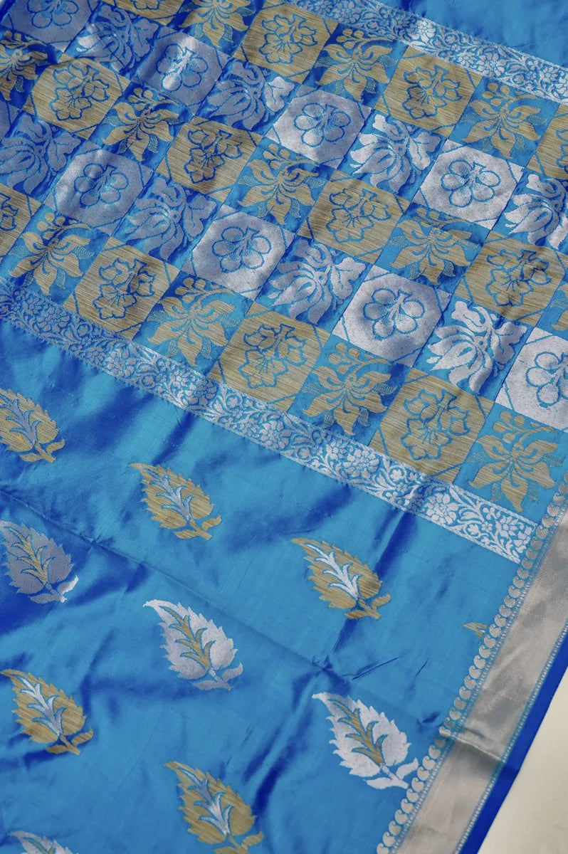 Laxmi_Sarees_Varanasi_001990199