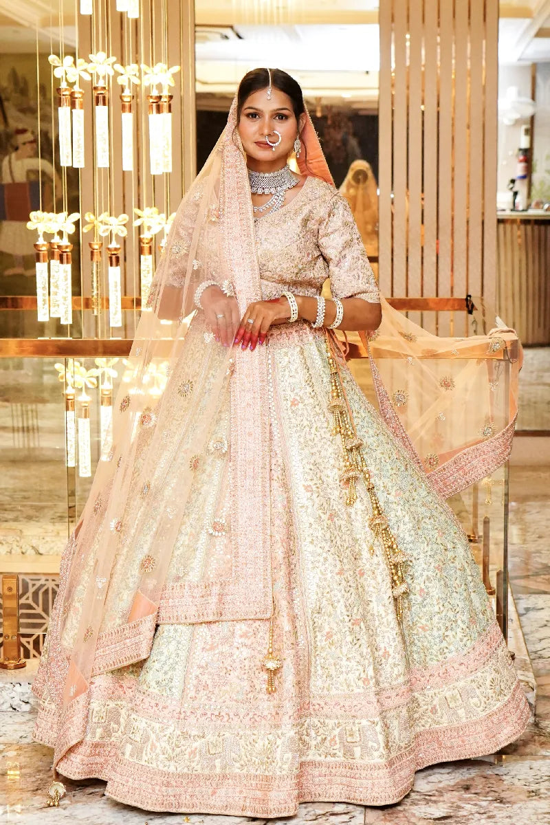 Laxmi_Sarees_Varanasi_0011069646