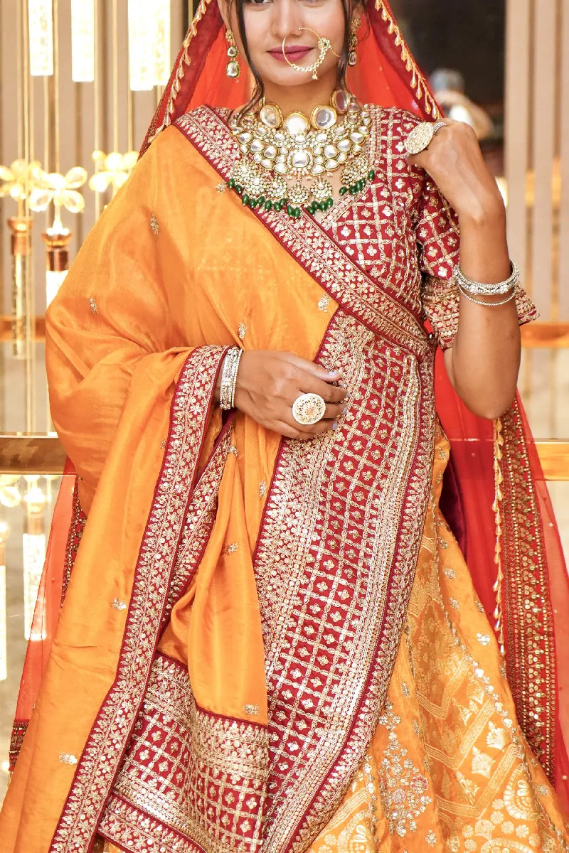 Laxmi_Sarees_Varanasi_002182653