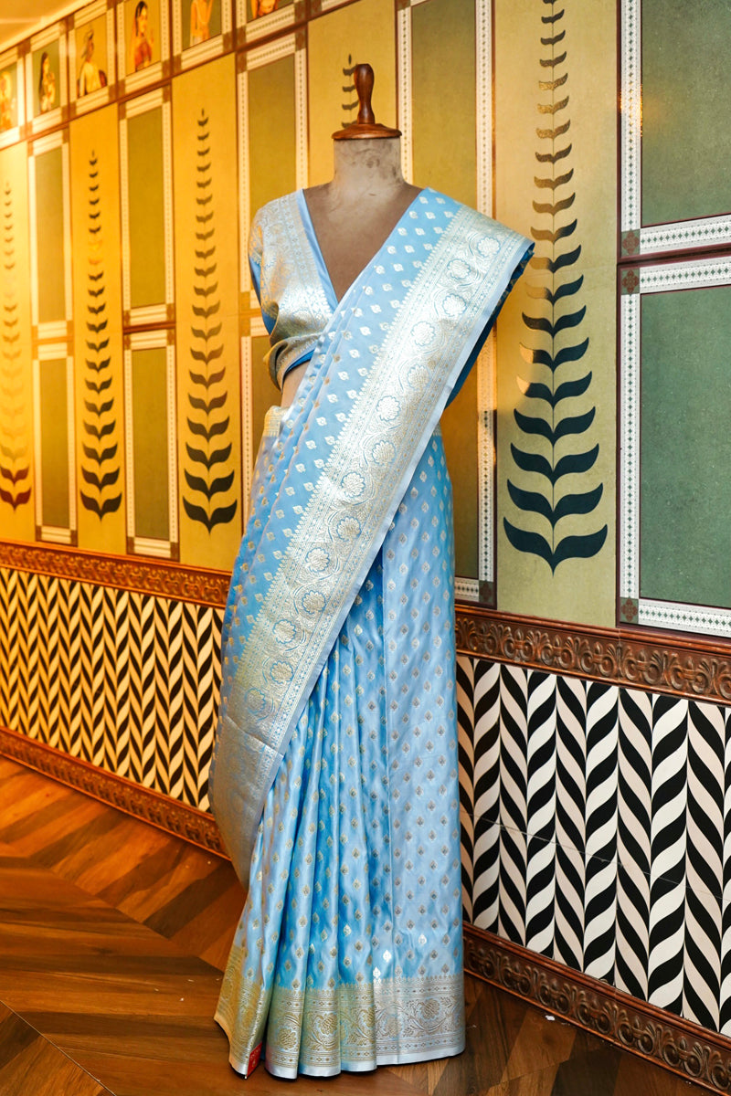 PESTLE SKY BLUE WITH SILVER ZARI Product Information




Product code


0011049750(101-V-40)



Fabric

Banarasi silk



Saree Colour


Pestle Sky Blue




Blouse

Pestle Sky Blue




Care instructiPESTLE SKY BLUESaree