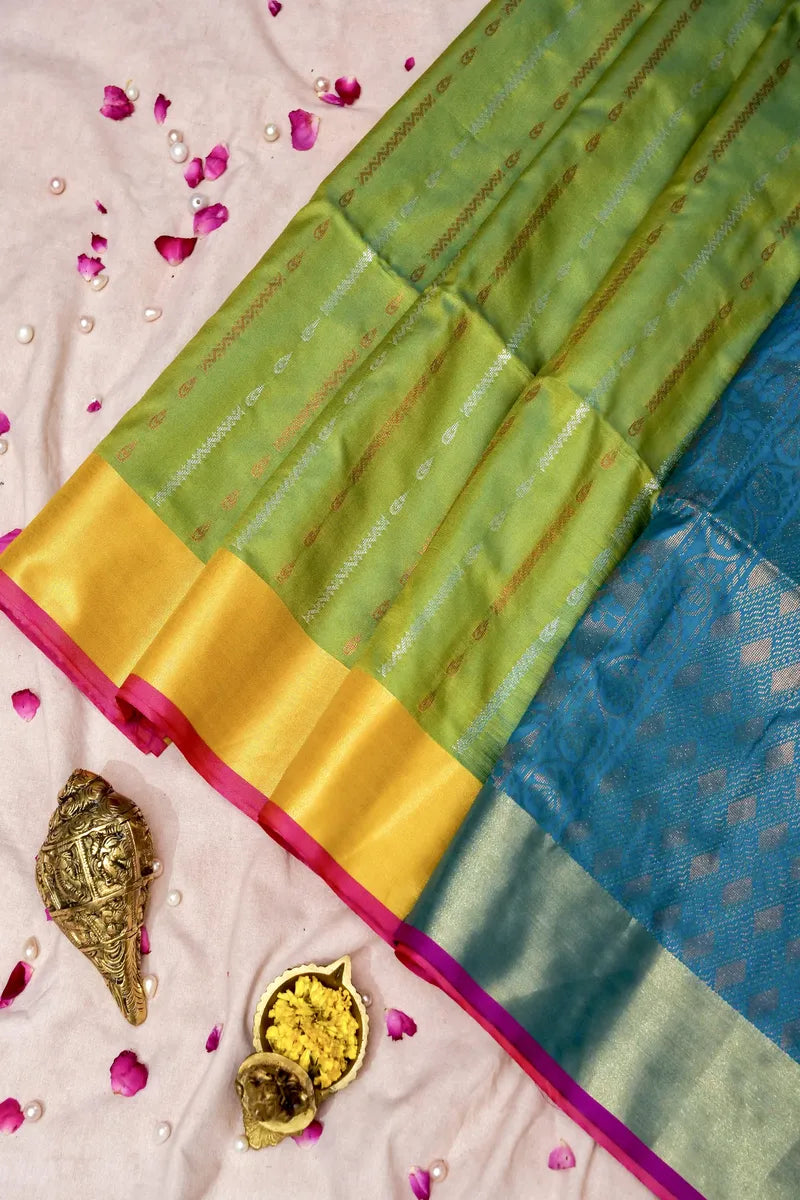 Laxmi_Sarees_Varanasi_0011117765