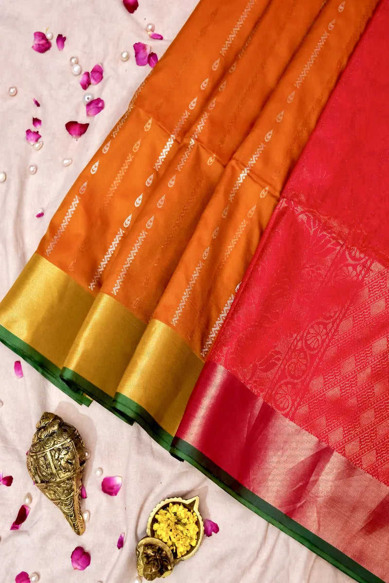 Laxmi_Sarees_Varanasi_0011117767