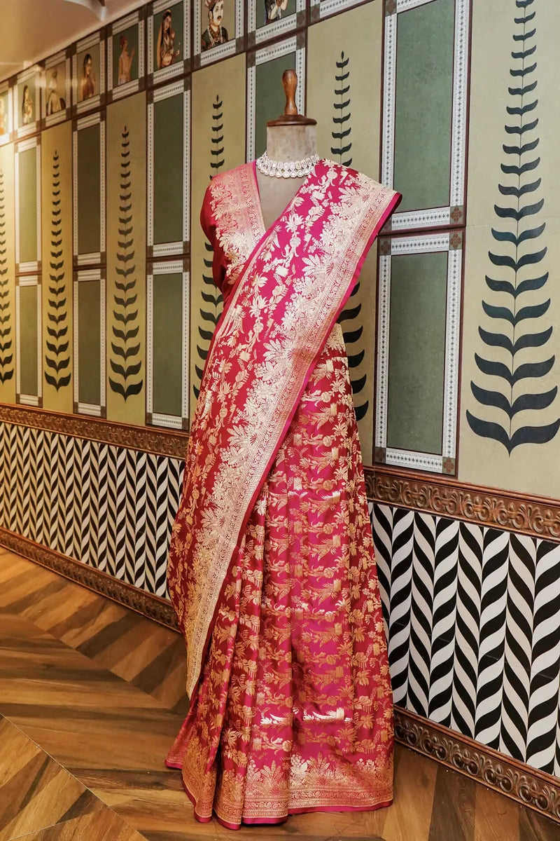 Laxmi_Sarees_Varanasi_001897419