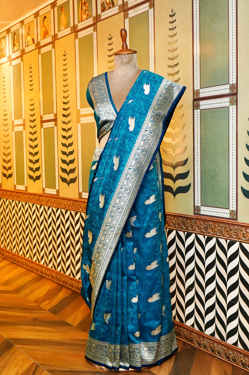 Laxmi_Sarees_Varanasi_001951817