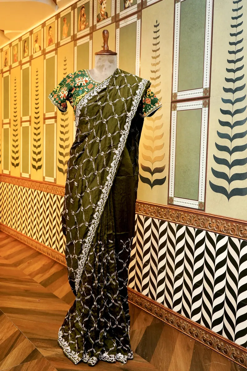 Laxmi_Sarees_Varanasi_002167454