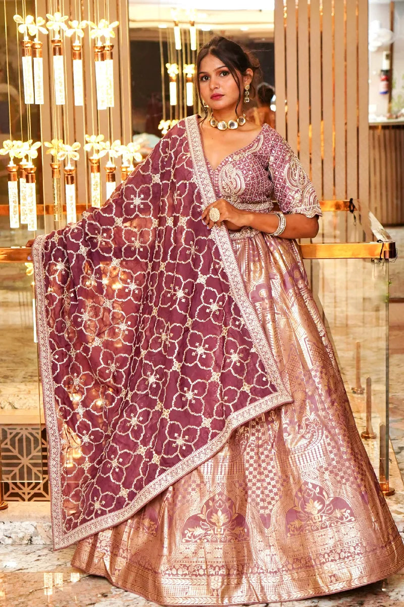 Laxmi_Sarees_Varanasi_002182656