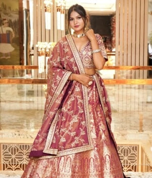 Laxmi Saree Store In Varanasi