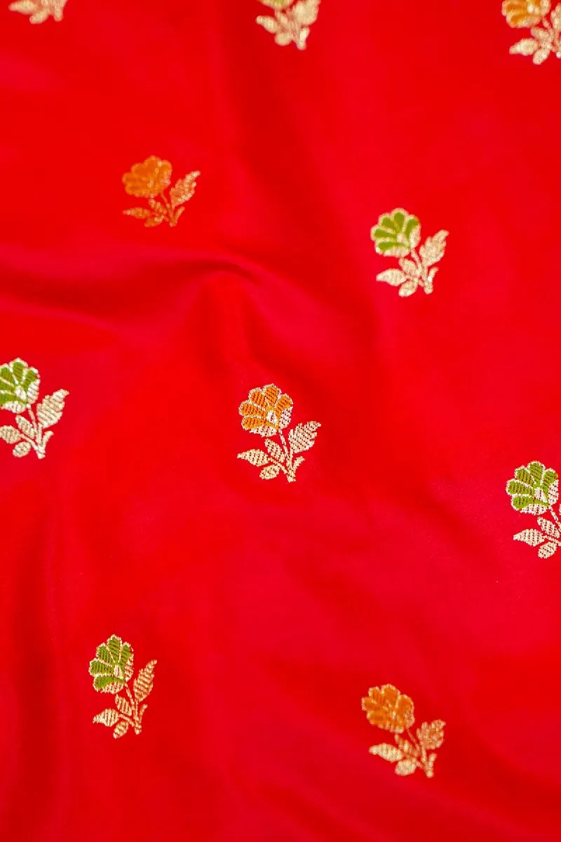 famous silk showroom Varanasi