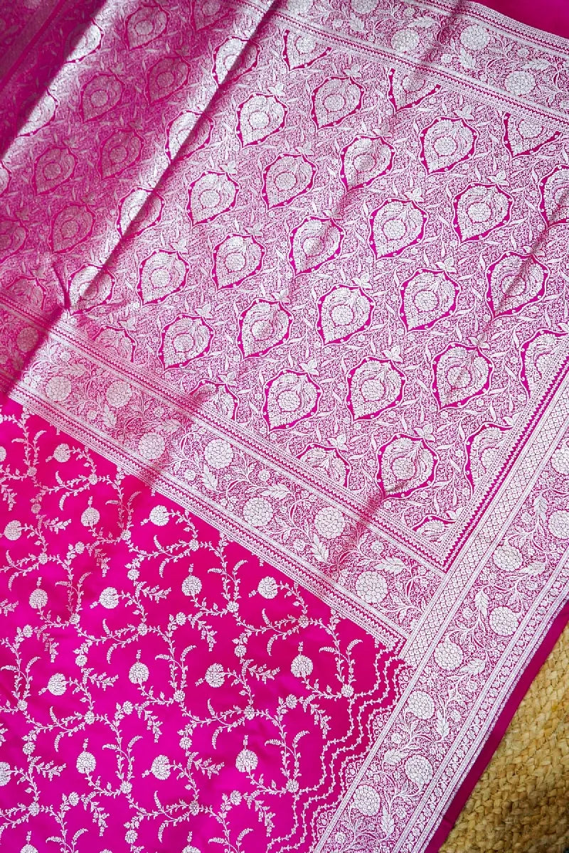 traditional Indian sarees Varanasi