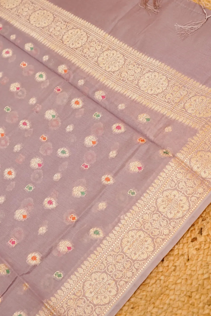 Best Saree Shop in Varanasi with exclusive bridal collections