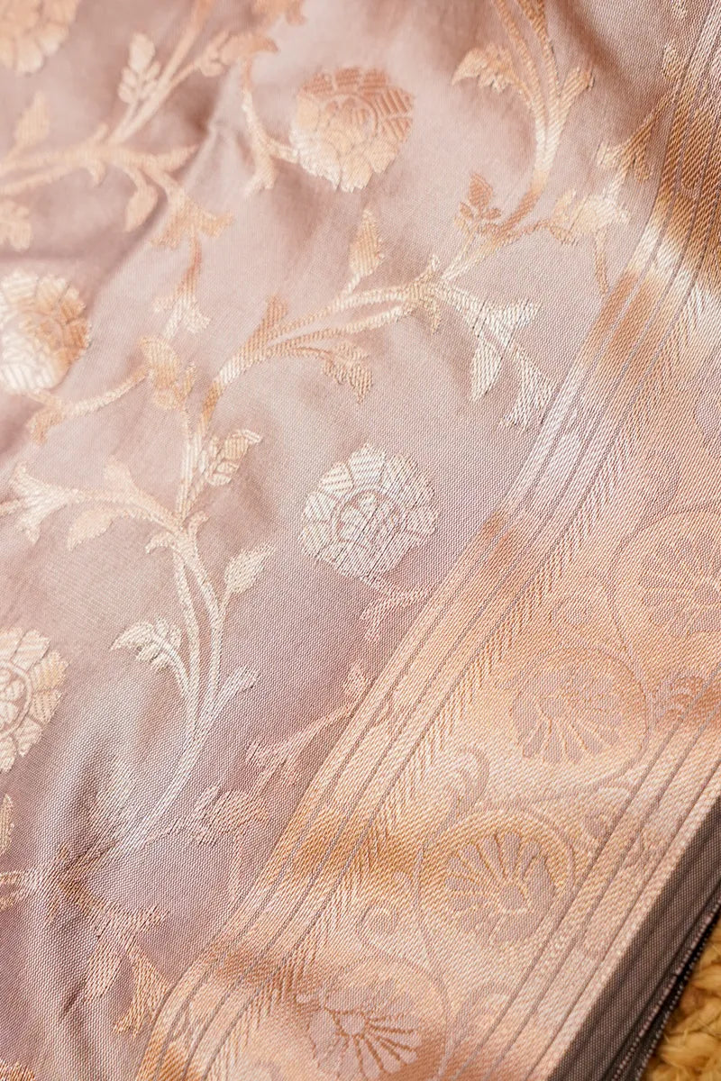 Best Saree Shop in Varanasi with exclusive bridal collections