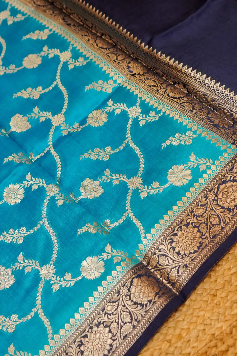 Best Saree Shop in Varanasi with exclusive bridal collections