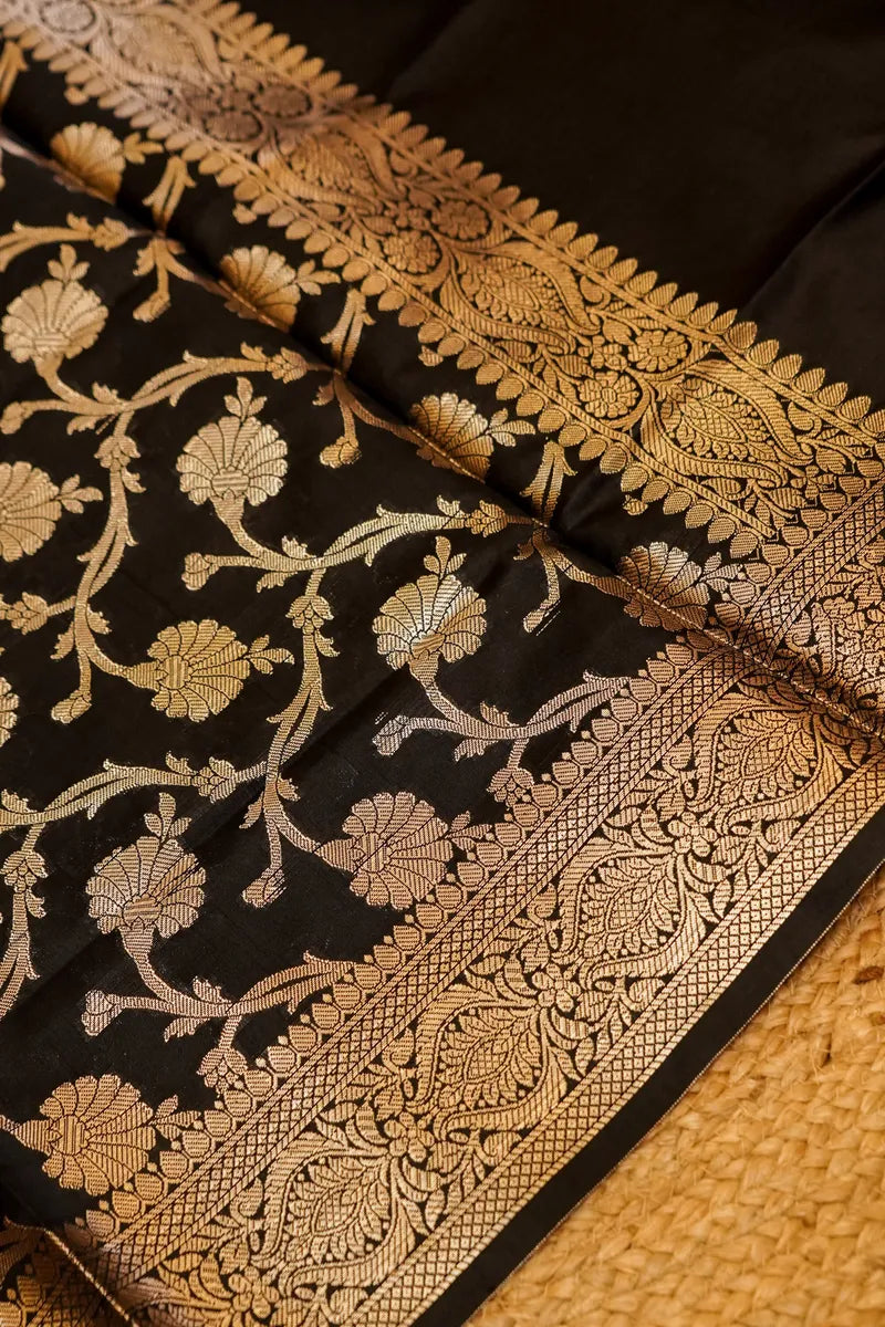 Best Saree Shop in Varanasi offering premium Banarasi silk sarees