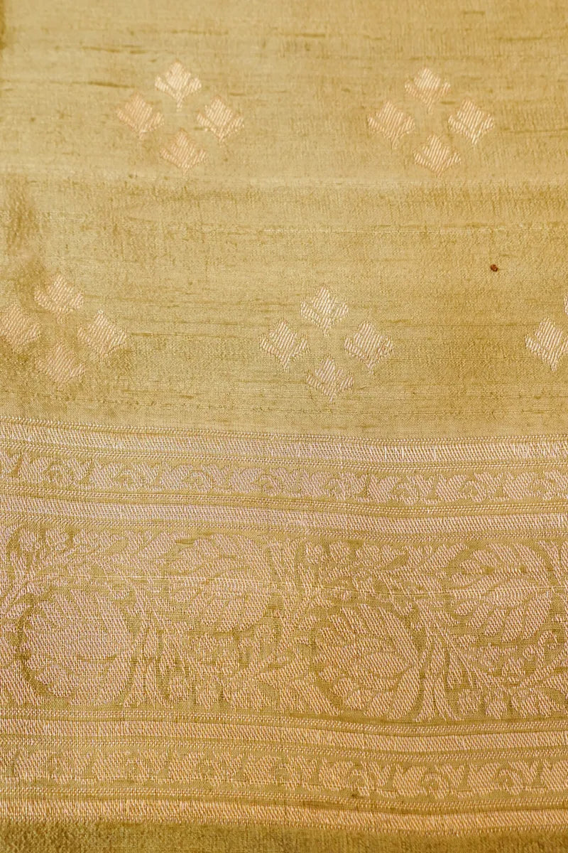 Best Saree Shop in Varanasi offering premium Banarasi silk sarees