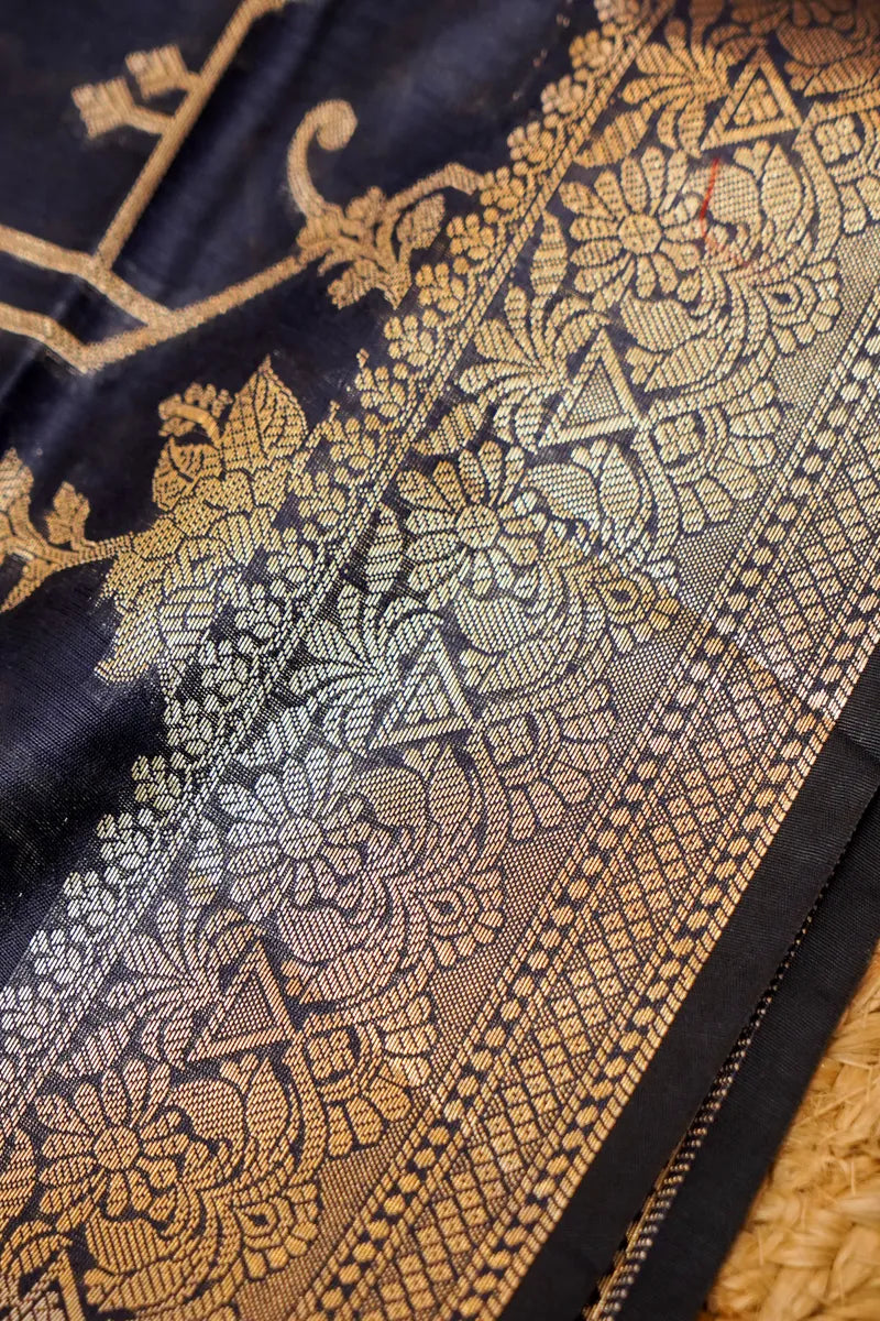 COTTON SILK RED WITH CARBON BLUE  COLOR UNSTITCHED SUIT MATERIAL