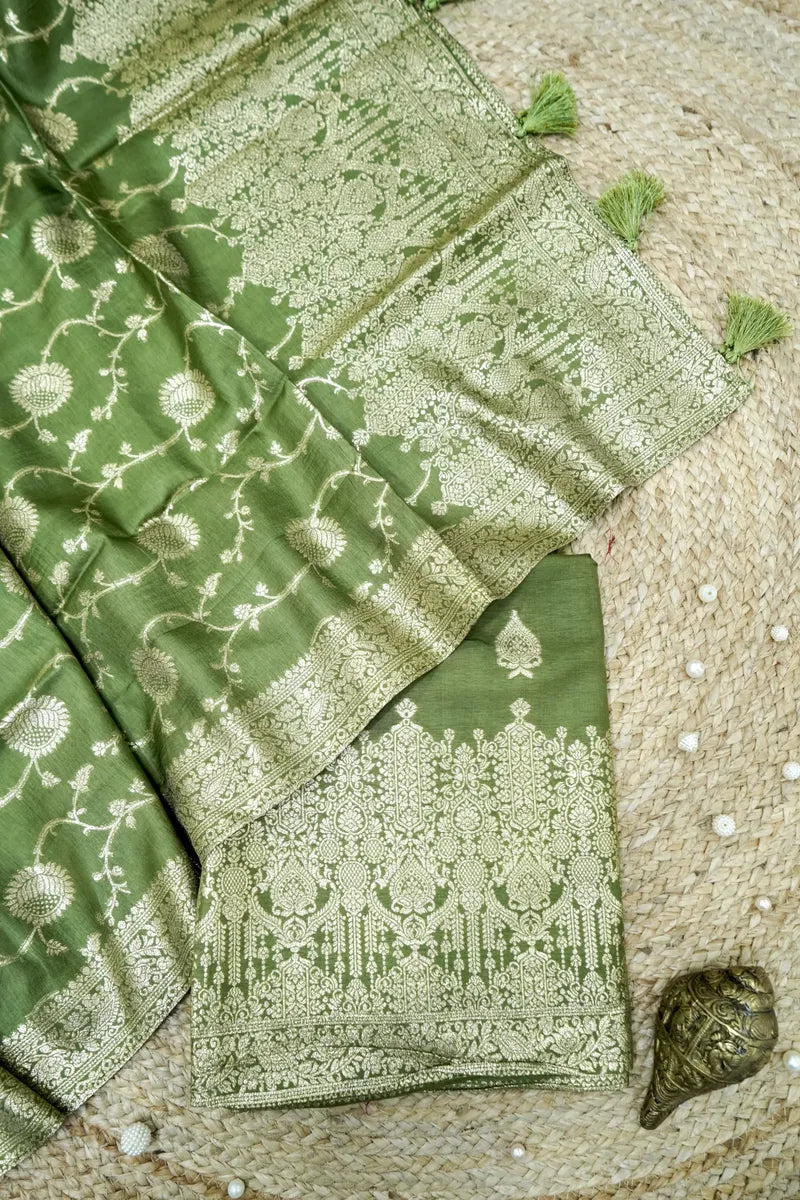 Best Saree Shop in India fashionable saree design