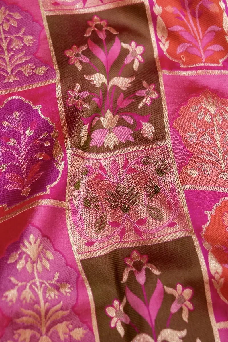 BANARASI SINGLE KATAN RICH ZARI RANI COLOR SAREE