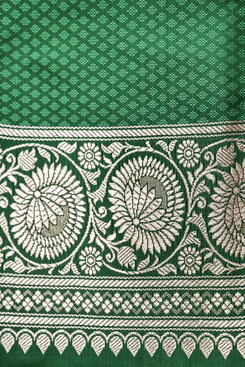 Handloom saree shop Varanasi