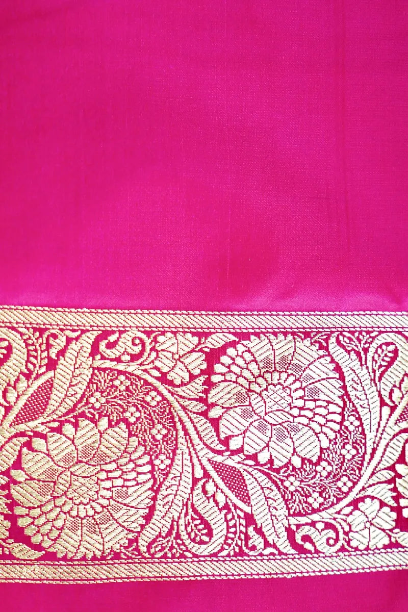 Bridal outfit store in Varanasi