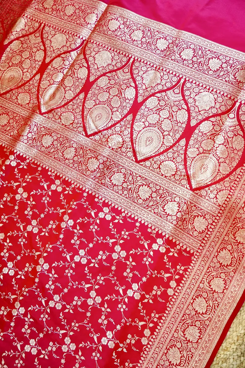 Banarasi saree store in Varanasi