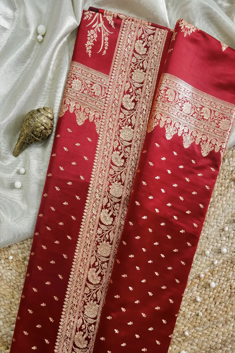 Fashionable sarees for women